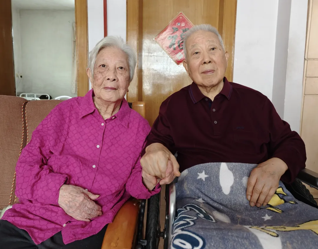 陆元鼎先生与魏彦钧先生伉俪合影